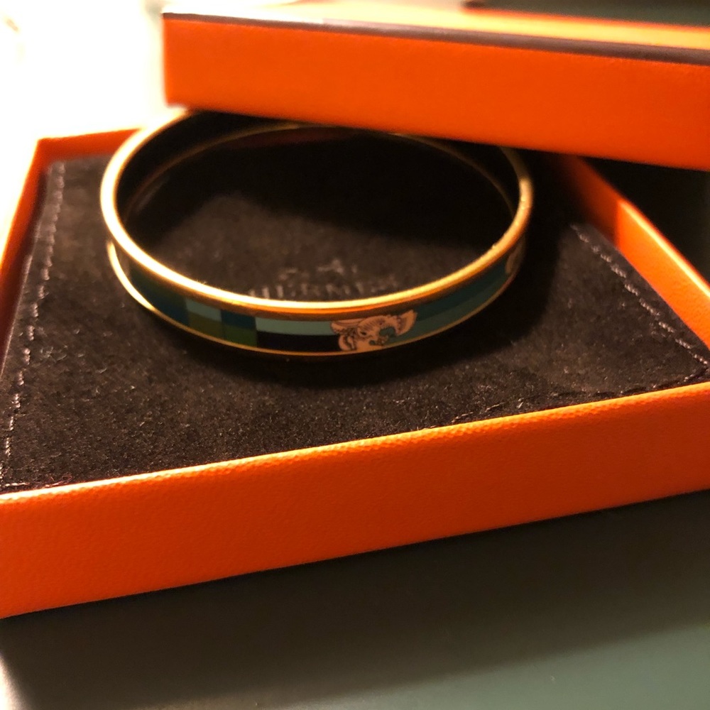 Hermes Printed Enamel Narrow Bracelet!!